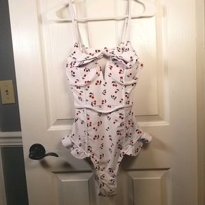 SHEIN Cherry Print V Wired One Piece Swimsuit